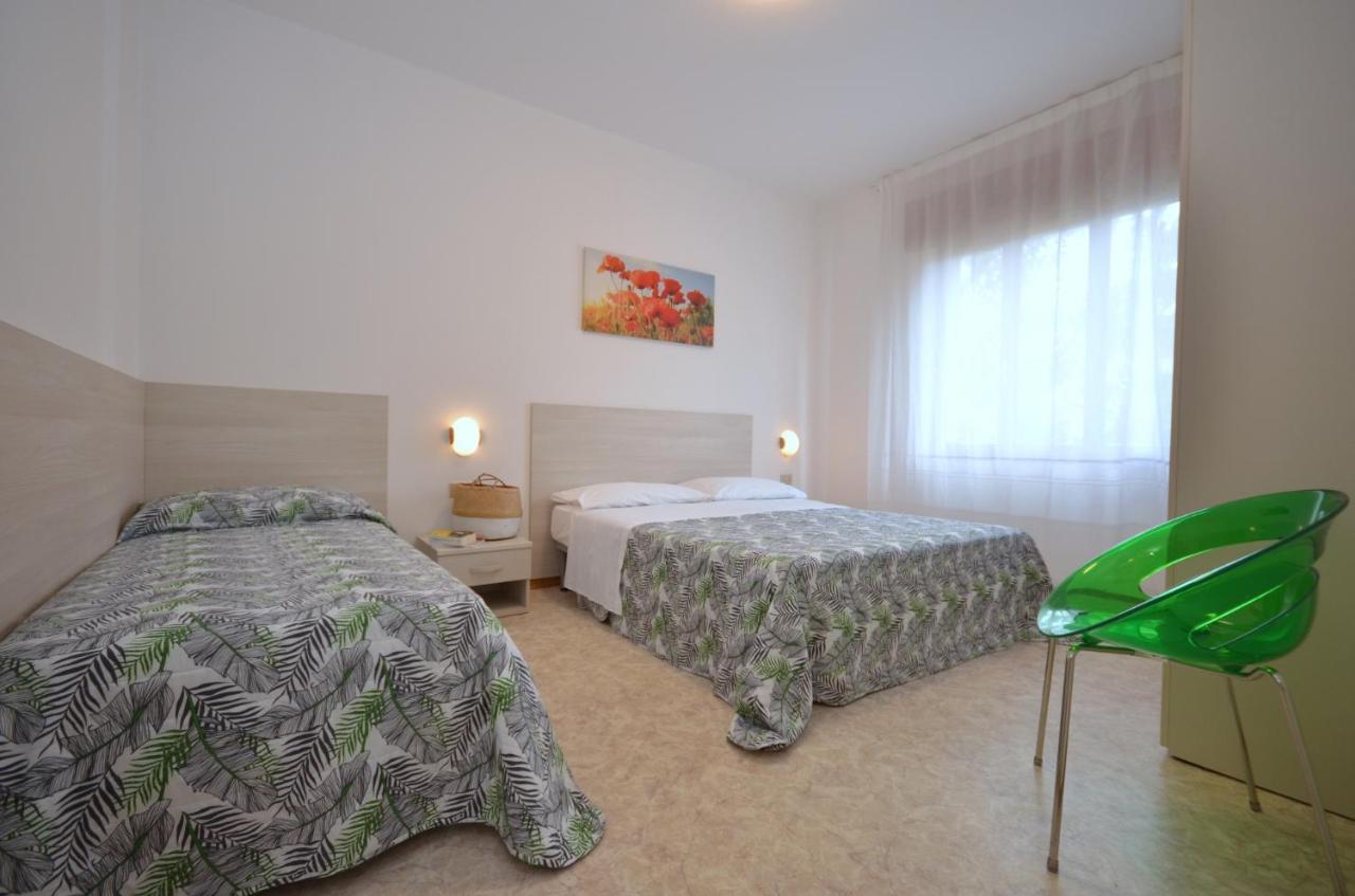 Villa Rosanna Lignano Sabbiadoro Eksteriør bilde